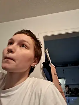 SugarNCinnamon online show from April 8, 12:34 am