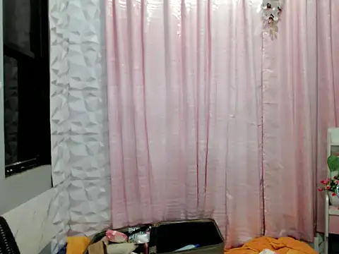 slutty keysha online show from February 13, 8:21 am