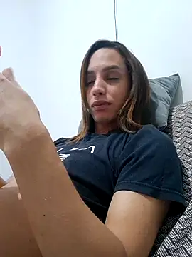 ofjuliaa online show from February 24, 3:10 am