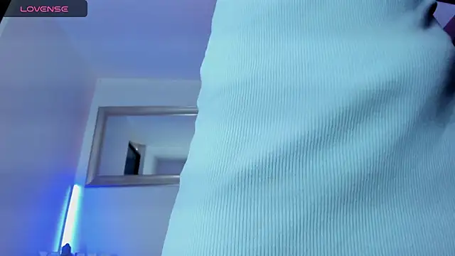 Naughty Blue online show from May 18, 5:18 pm