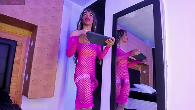 Samantha Blaze1 online show from February 8, 12:00 pm