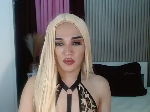 Kendalllust online show from May 29, 2:48 pm