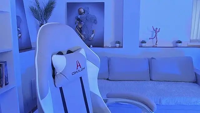 Madison dolly online show from March 2, 2:17 am