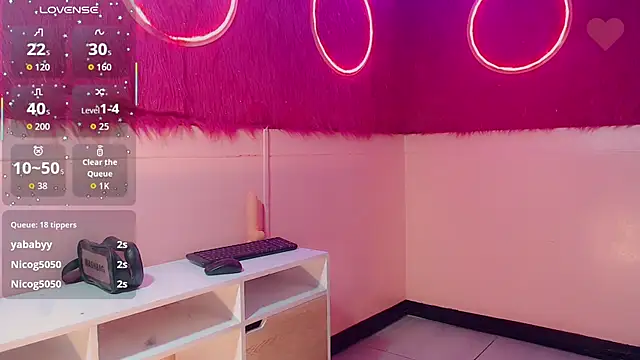 isabella vogue online show from February 27, 11:16 am