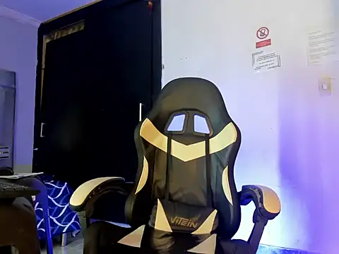 Ciara HotTs online show from February 26, 12:10 pm