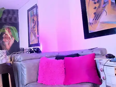Ciara HotTs online show from May 27, 11:40 am