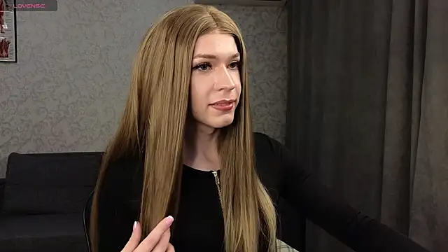 Anna inHear online show from May 16, 9:25 pm
