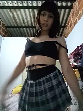 lucyscay  online show from May 29, 11:25 pm