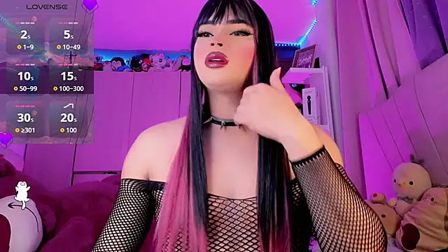 Danna xz online show from May 13, 5:22 pm