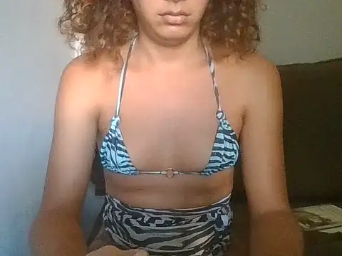 4petitosa  online show from July 11, 5:39 pm