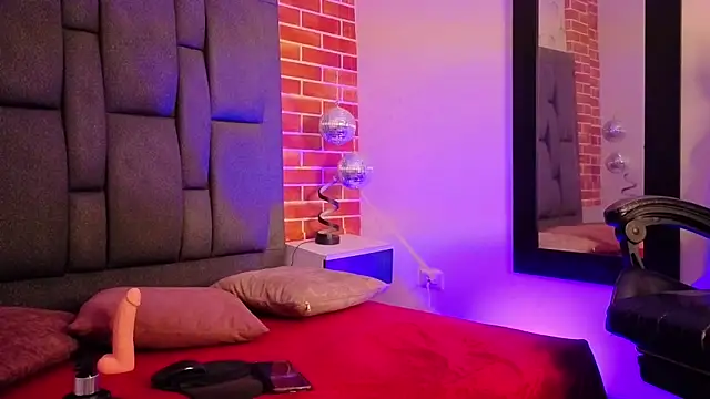 kiitydoll online show from March 2, 7:43 pm