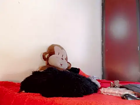 latinhott23 online show from March 1, 9:20 pm