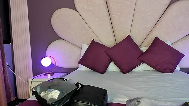 PerlaRogerss  online show from February 28, 10:00 am