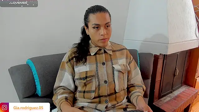 Jess Hoffman online show from May 2, 3:39 pm