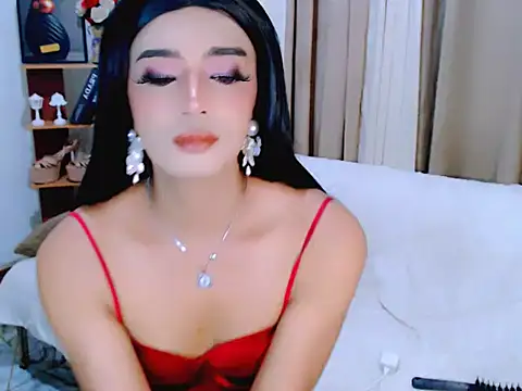 Queeny Cassandra online show from May 24, 6:43 am
