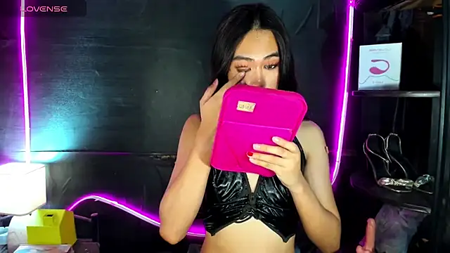 BigcockPolly online show from June 1, 4:47 am