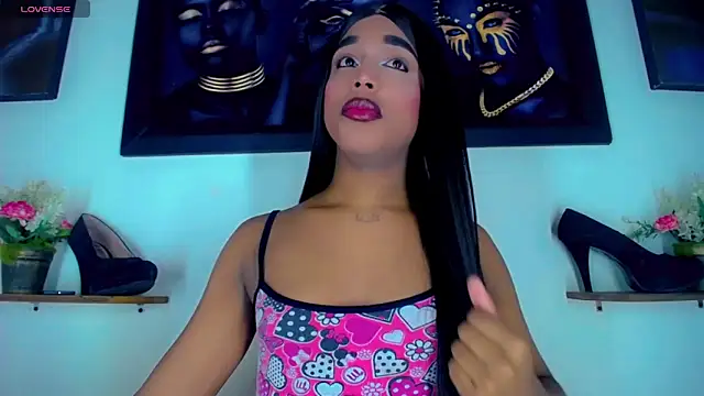 Nashla D - online show from May 22, 1:40 pm
