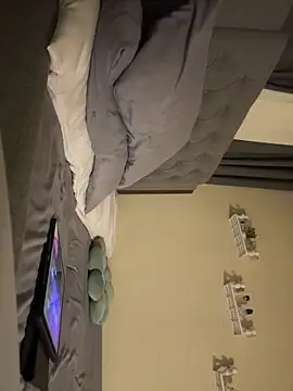 vanessamarieee online show from March 3, 3:24 am