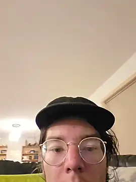KinkyKittyBoy online show from June 11, 9:29 am