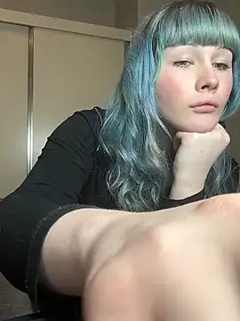 AlexaGudz online show from May 15, 8:39 pm