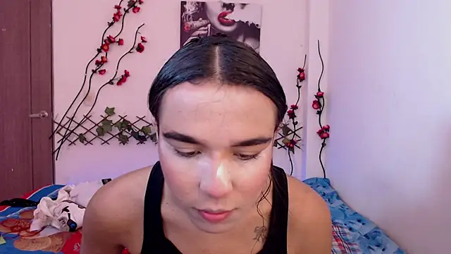 Candyy doll   online show from April 27, 7:45 pm