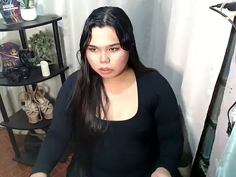 urasian prettyrica online show from May 24, 6:05 pm