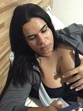 Gabrielaparaiso online show from May 23, 12:39 am