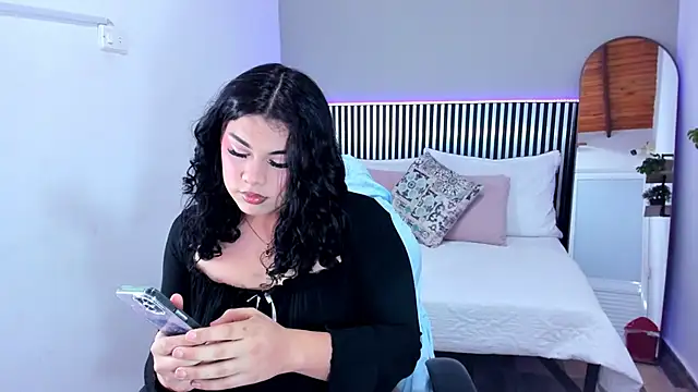 Alisson Pinkey online show from May 31, 12:31 am