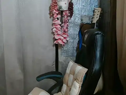 small 13 online show from May 13, 2:15 pm