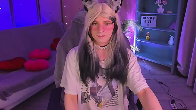 FoxIsPuff online show from May 23, 8:49 pm