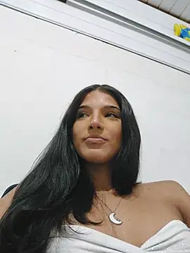 gabzinhaofc online show from May 26, 1:35 am
