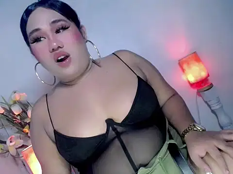 maui wowie xxx online show from May 29, 1:20 pm