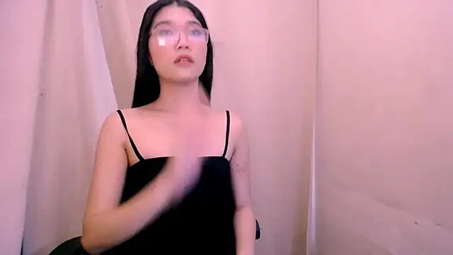 hugecock cali online show from May 12, 1:25 am