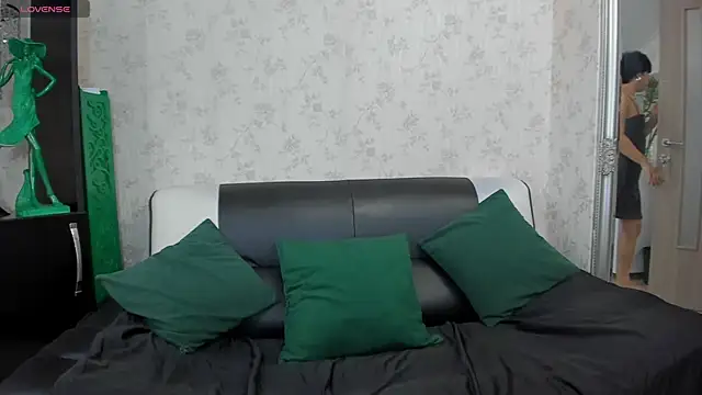 FemCupid online show from May 8, 4:42 am