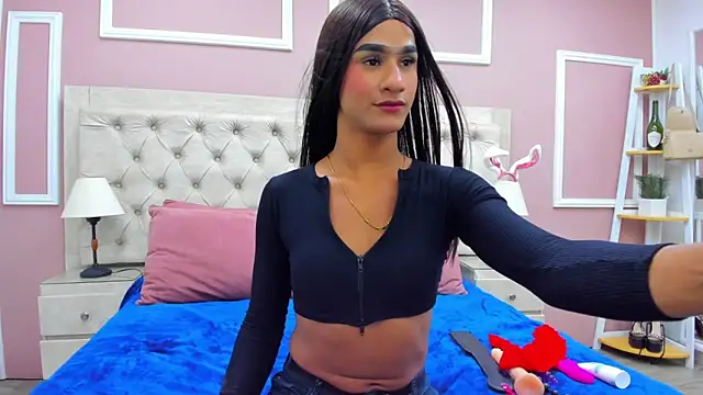 tiffanykanox online show from May 28, 4:10 am