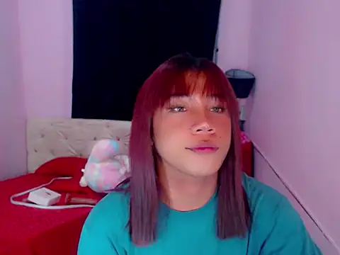 URsexyLylia online show from May 23, 6:15 pm