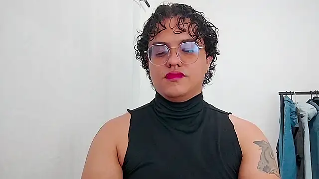 Diane exotic online show from April 28, 1:15 am