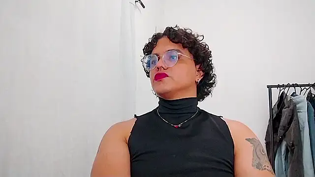 Diane exotic online show from May 4, 1:32 am