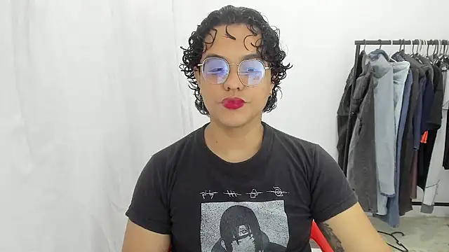 Diane exotic online show from May 8, 9:22 pm