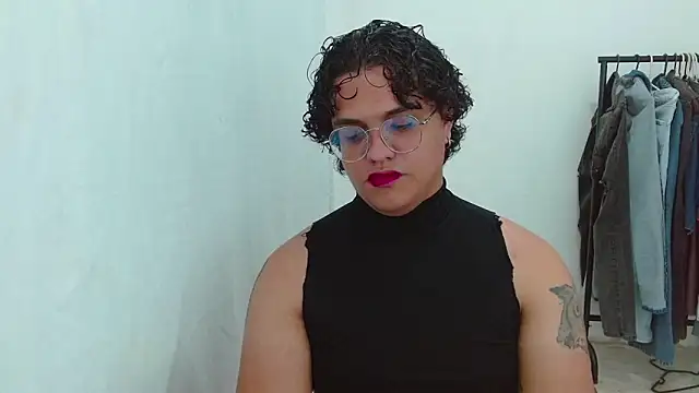 Diane exotic online show from May 13, 1:03 am