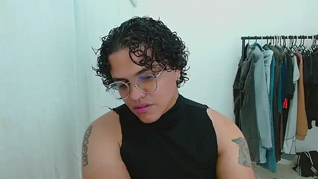 Diane exotic online show from May 14, 10:18 pm
