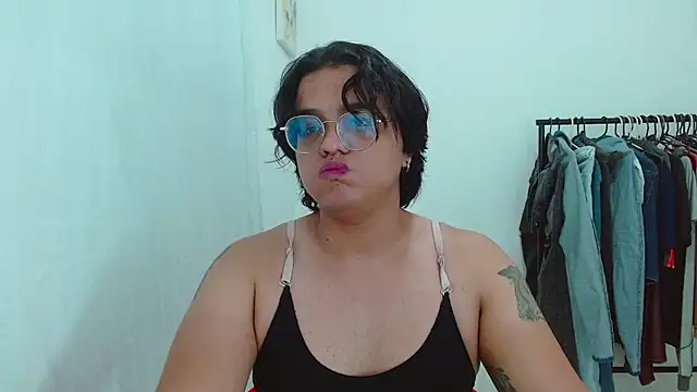 Diane exotic online show from May 22, 2:18 am