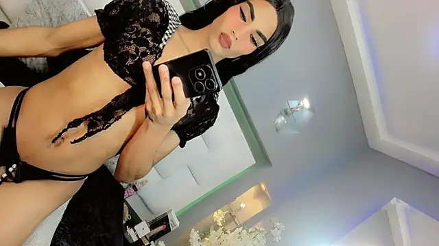 Darianavelazquez online show from May 27, 1:57 am