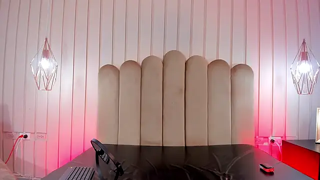 nicki-west online show from June 2, 7:37 pm