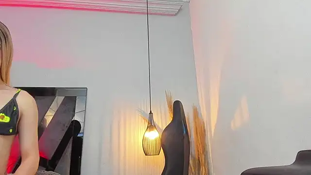 antonella zapata online show from May 21, 1:51 pm