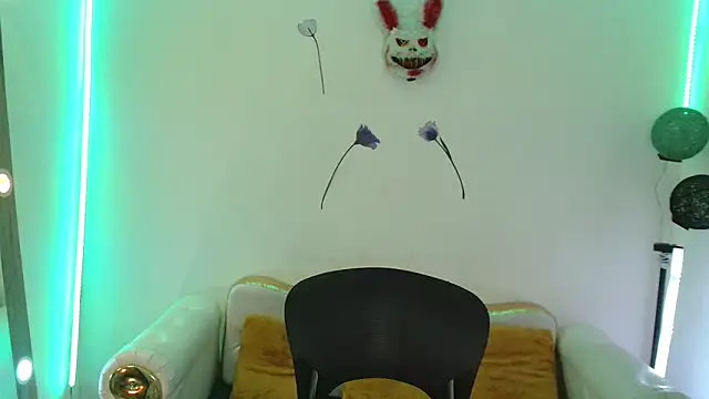 Bebecita Hot online show from May 28, 1:58 am