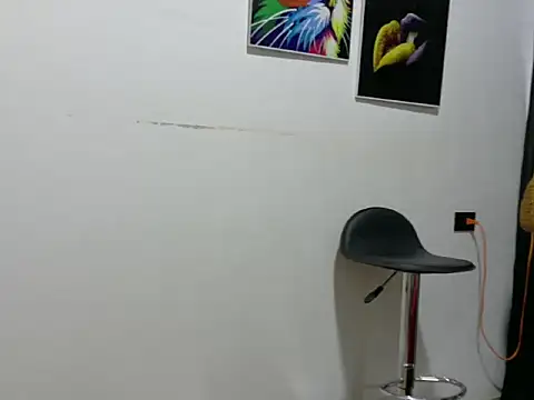 dulce alexandra online show from May 19, 12:01 pm