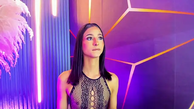 Miss Isa  online show from May 11, 4:04 pm