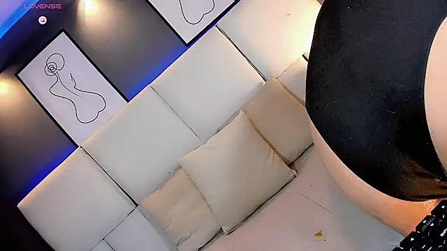 Sammy alva online show from May 29, 4:44 am