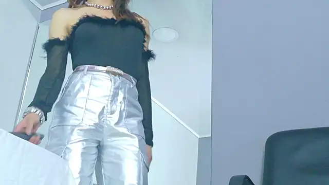 CassandraWhite online show from May 29, 6:39 pm